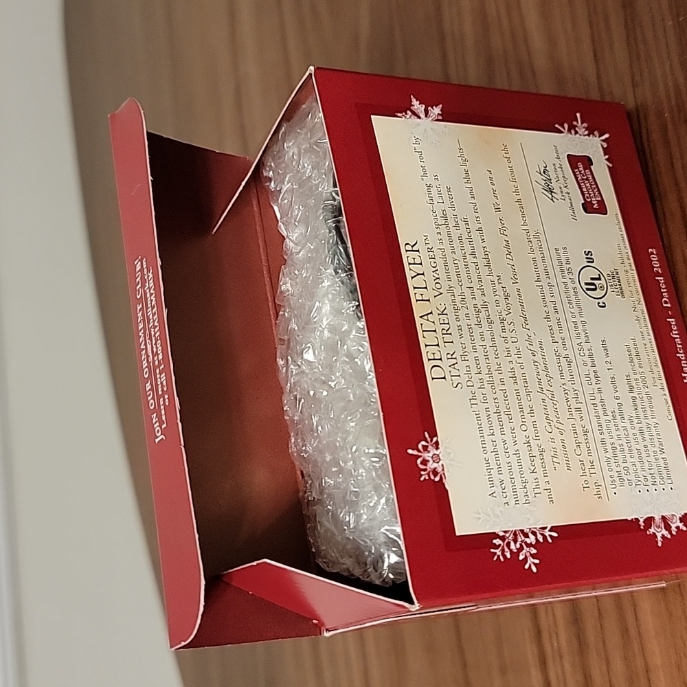 Hallmark Keepsake Ornament Star Trek Voyager Delta Flyer Magic Light &Voice 2002 - Picture 12 of 13